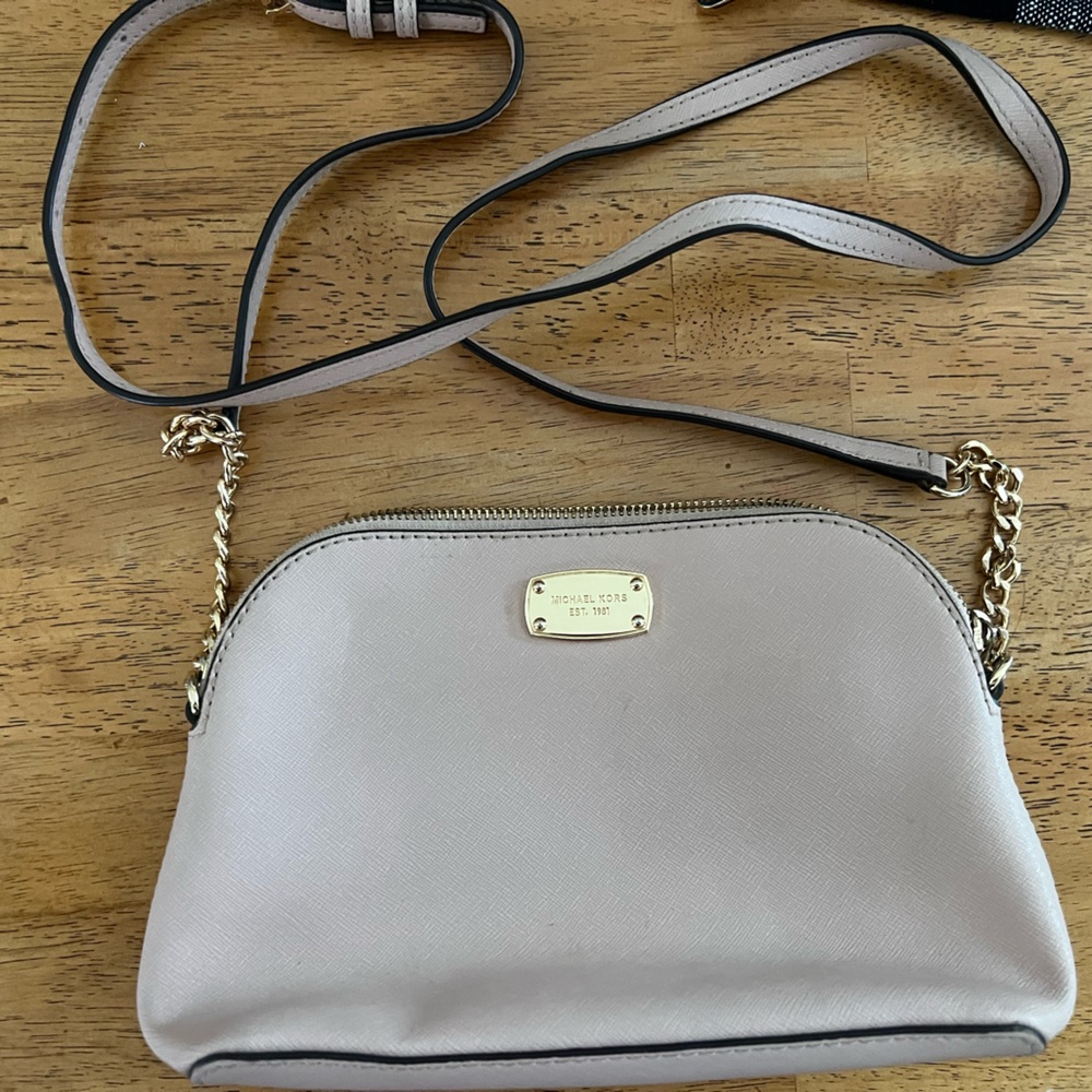 Michael Kors Crossbody purse